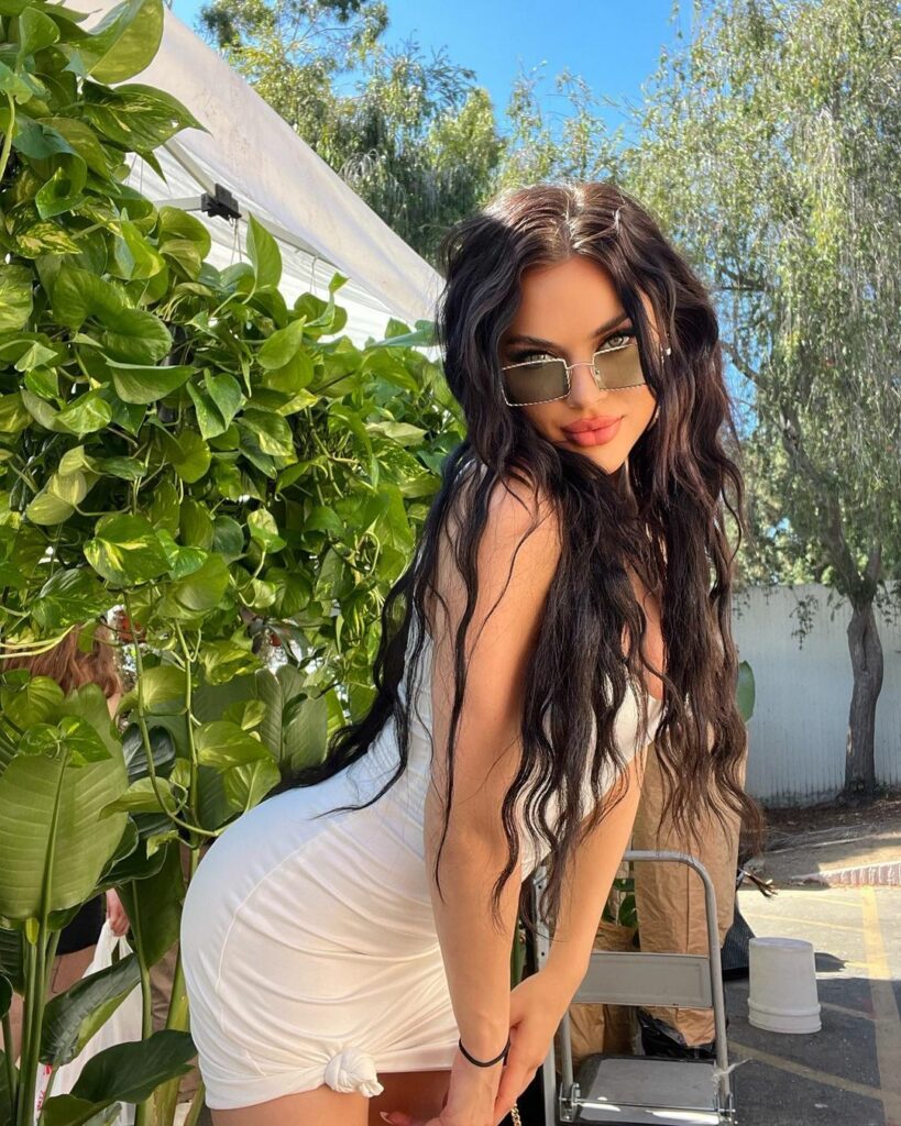 By kelsey owens net worth